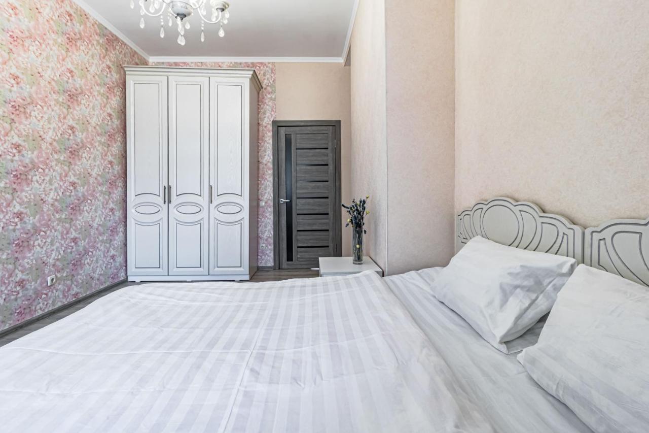 Apartments Lux 53/141 Астана Екстер'єр фото