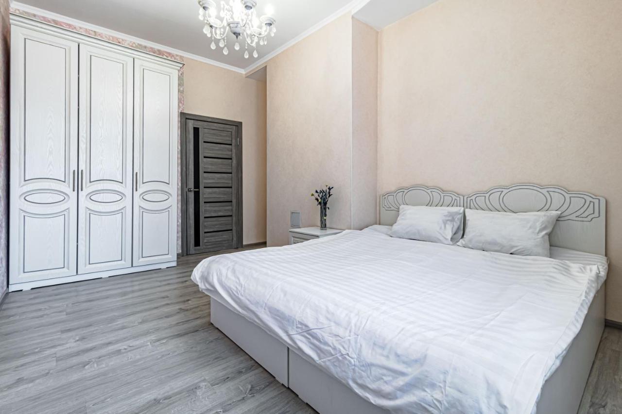 Apartments Lux 53/141 Астана Екстер'єр фото