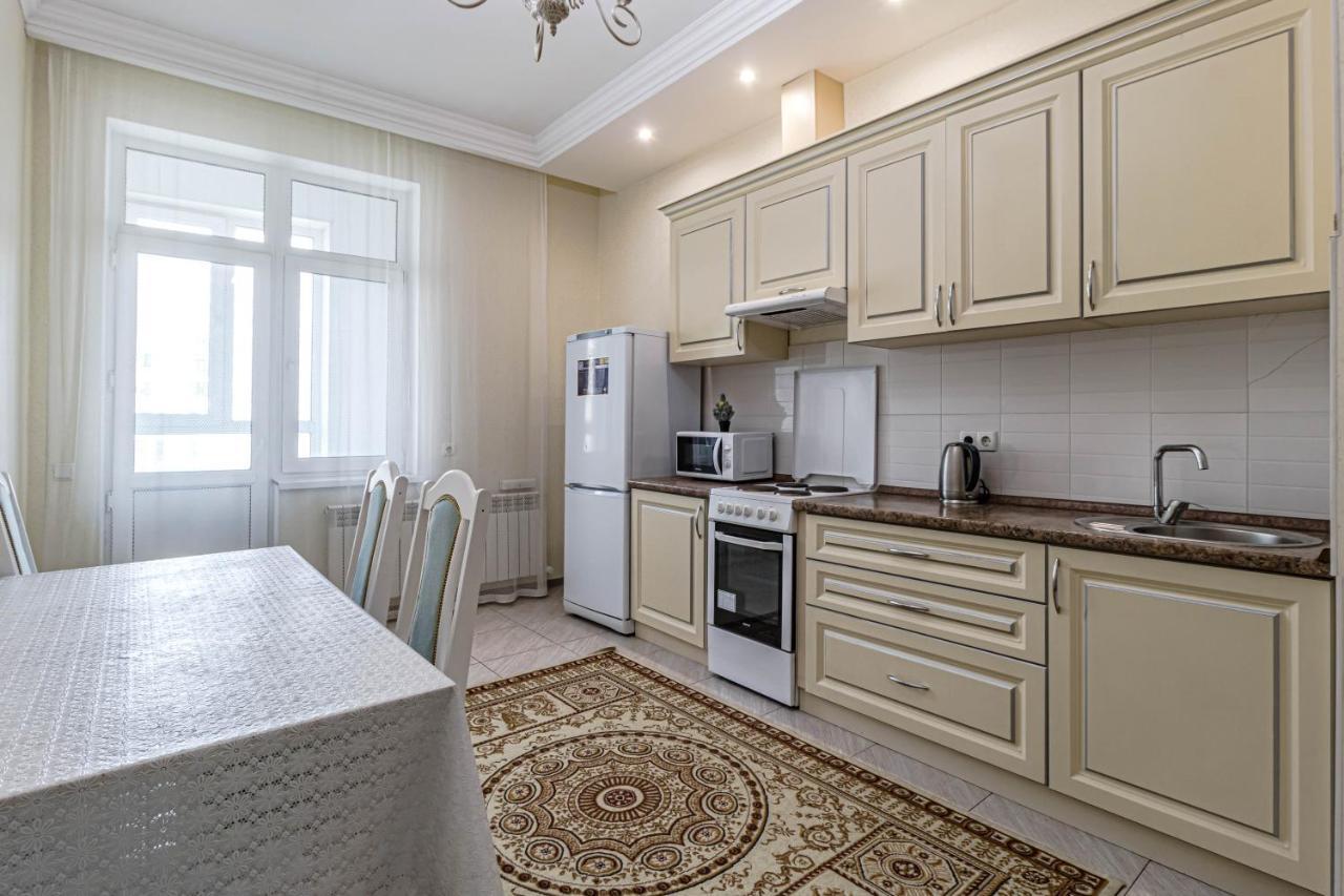 Apartments Lux 53/141 Астана Екстер'єр фото