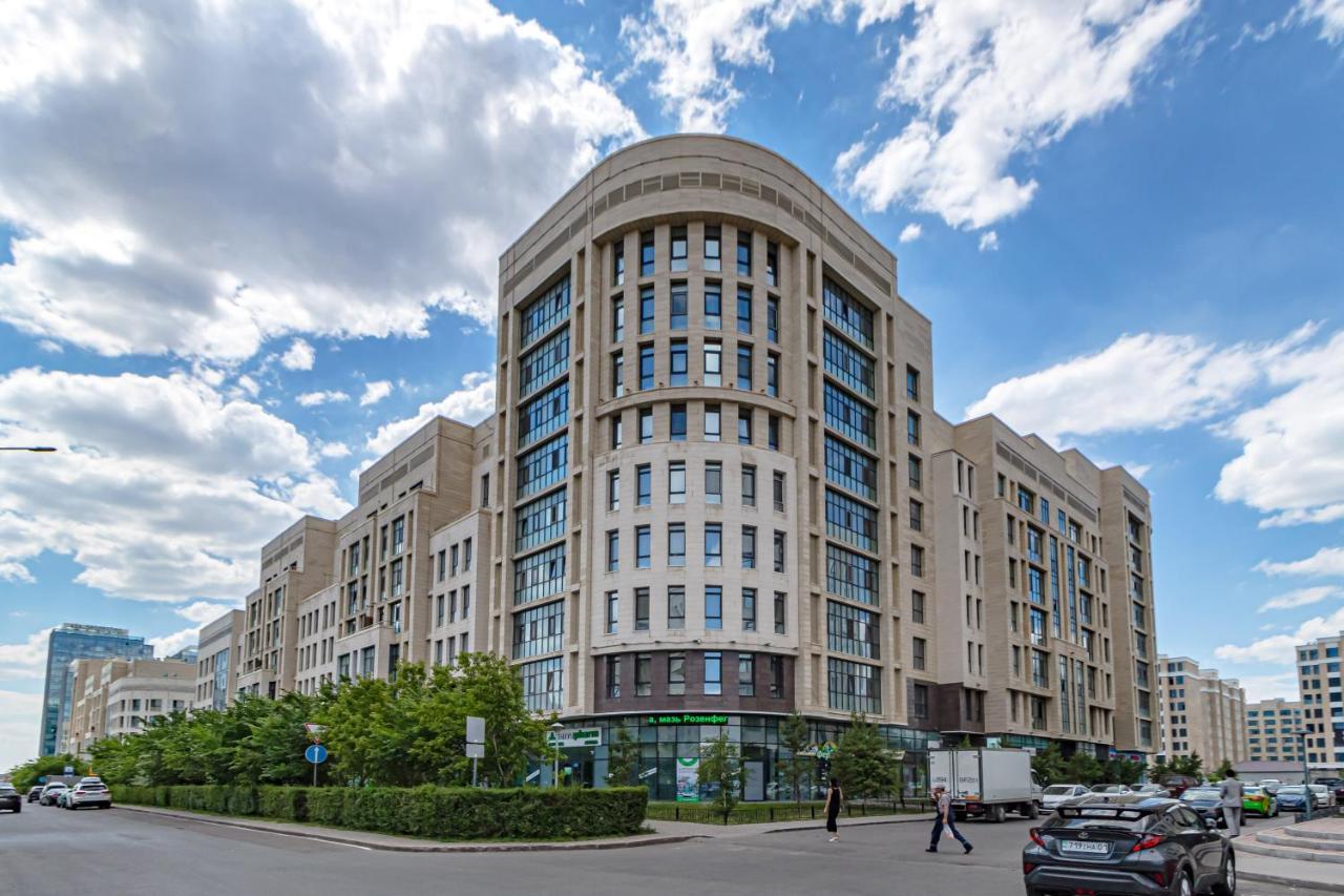 Apartments Lux 53/141 Астана Екстер'єр фото