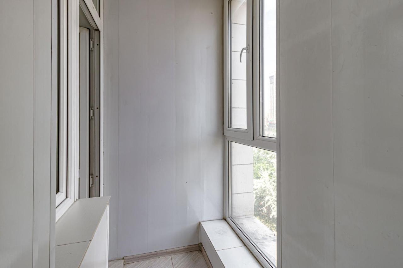 Apartments Lux 53/141 Астана Екстер'єр фото